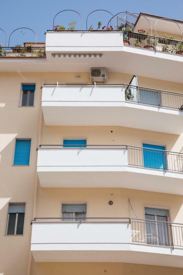 דירות סורנטו Casa Di Flo מראה חיצוני תמונה